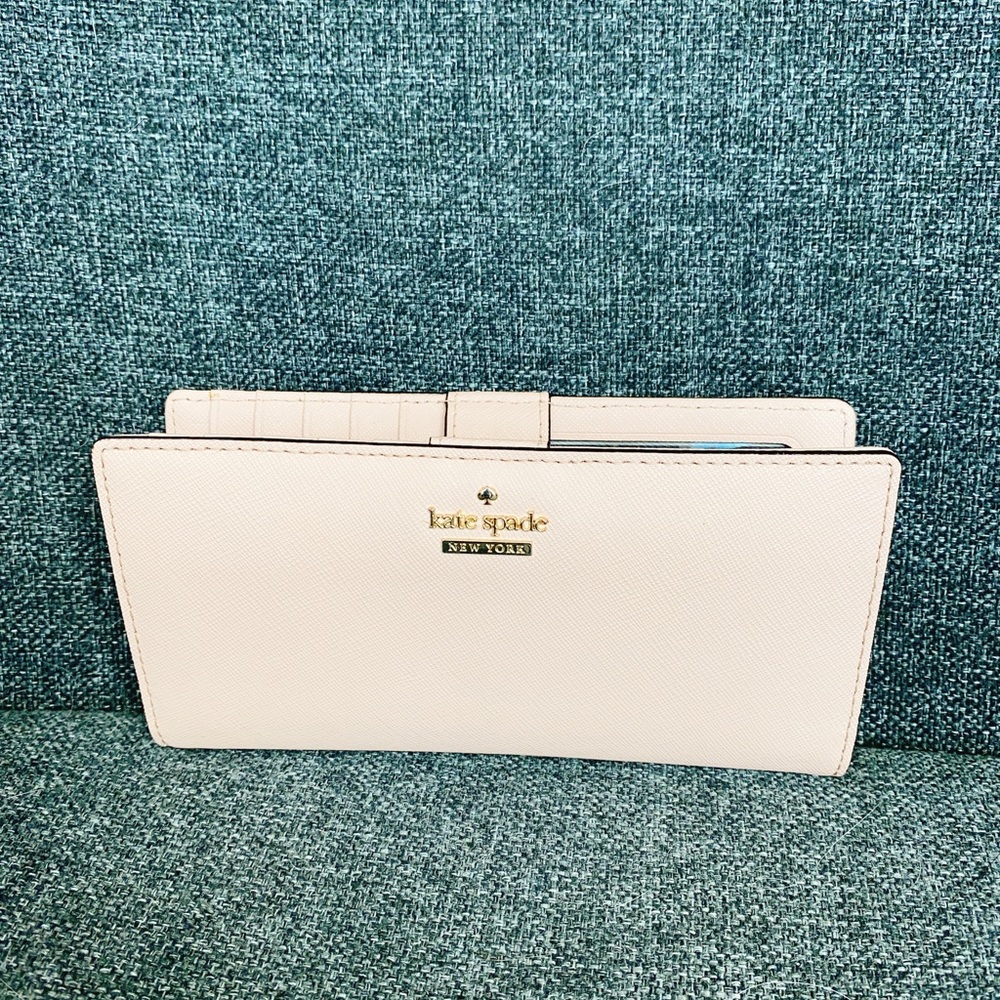 Kate Spade Staci Large Slim Bifold Wallet w/Gold Hardware